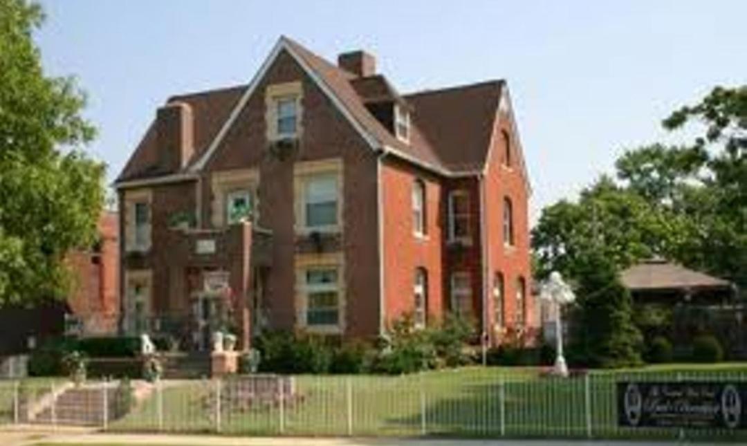 Central West End Bed And Breakfast Saint Louis Buitenkant foto